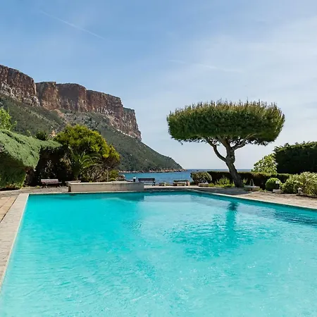 L'odyssée Bleue 3 Pers Piscine